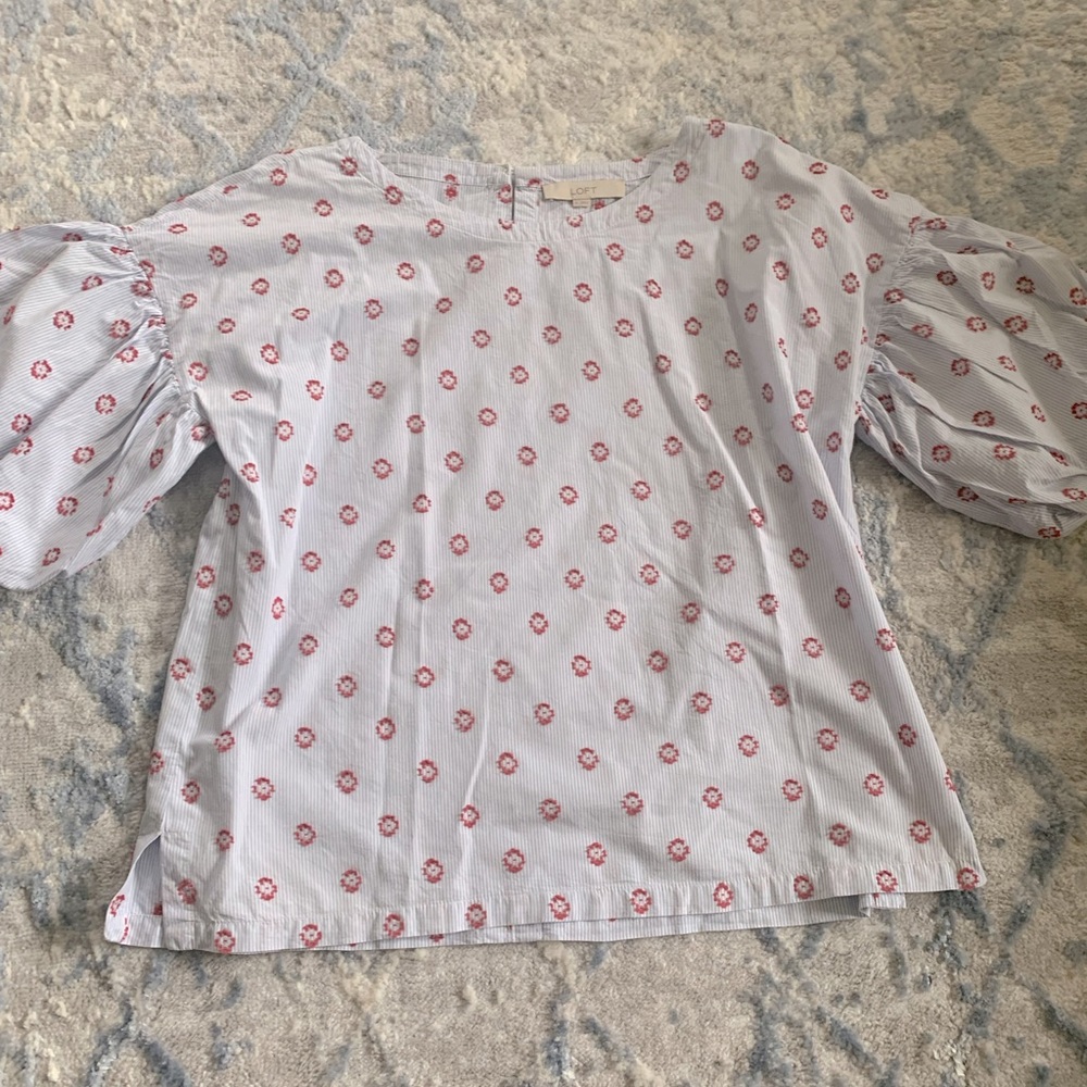 Loft puffy 3/4 sleeve blouse